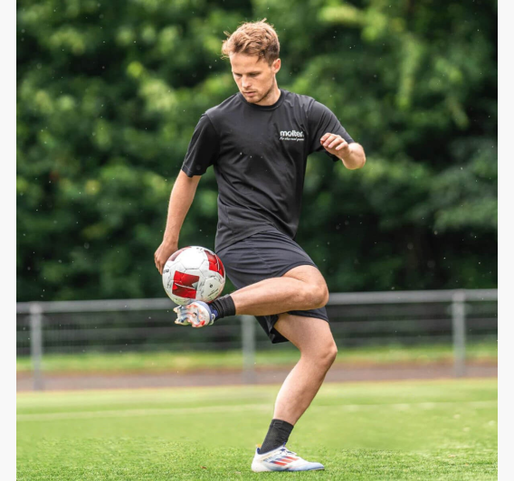 kamuolys_futbolo_training_molten_f5n3600-r_pu-5d-03_1785587448-acb2da7716c7adfb8fcff43ef993d302.jpg
